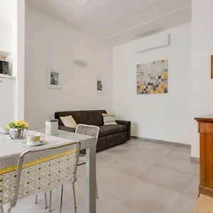 https://francas-home.it-romehotels.com