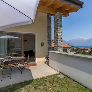 Magnolia Vista , Musso Italien